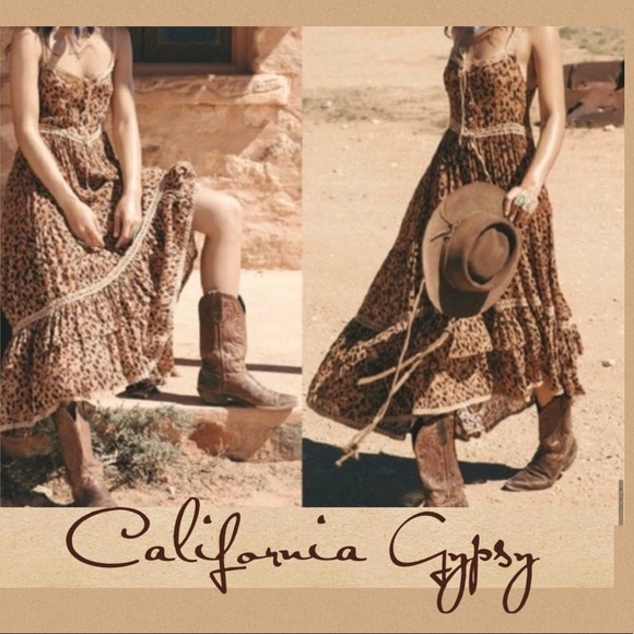 Leopard Bohemian Maxi Dress RESTOCKED🎉 - Picture 6 of 13